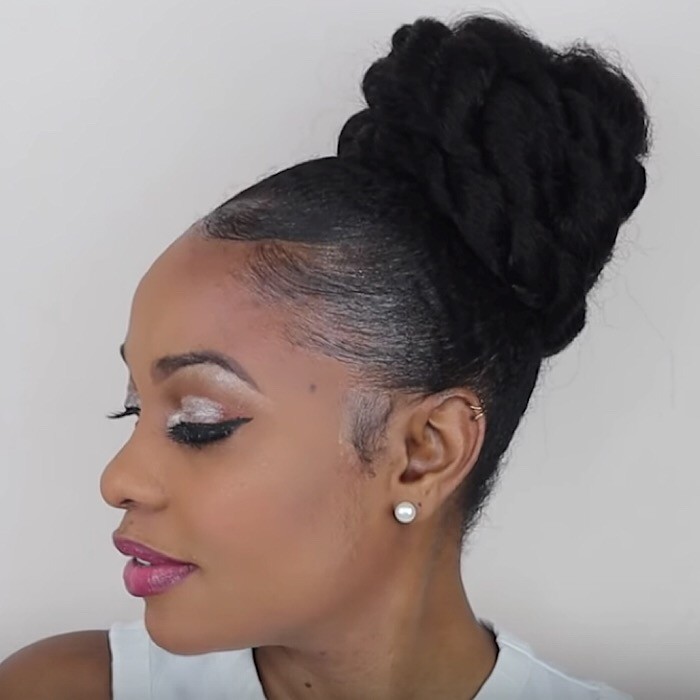 20+ Natural Hair Updos to Slay Your Wedding Day (15)