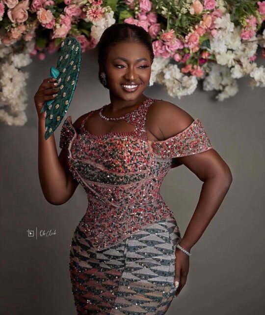 60 Latest Nigerian Aso-Ebi Wedding Styles For Glamorous Look | OD9JASTYLES