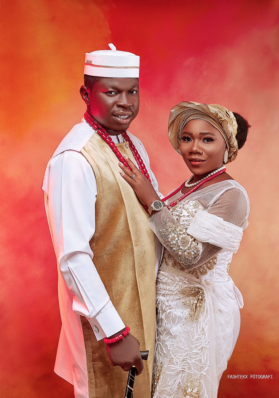 Nigerian Traditional Wedding Attire For Couples to Look Elegant