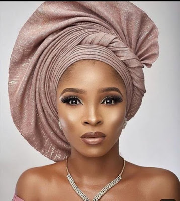 Gorgeous Bride Aso Oke and Makeup Styles for Event