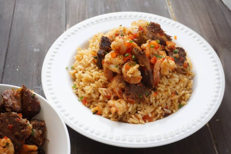 How to prepare a perfect Nigerian coconut rice