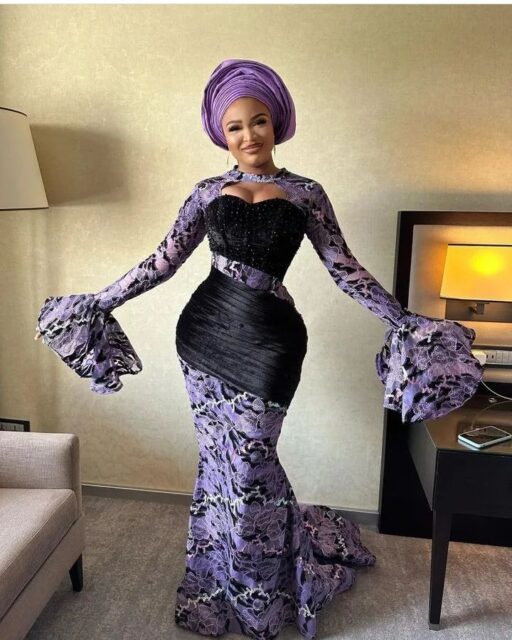 Asoebi In Lace Style