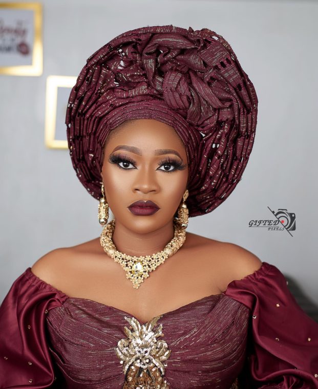 15 Elegant Gele Styles - Beauty and Makeup styles for wedding