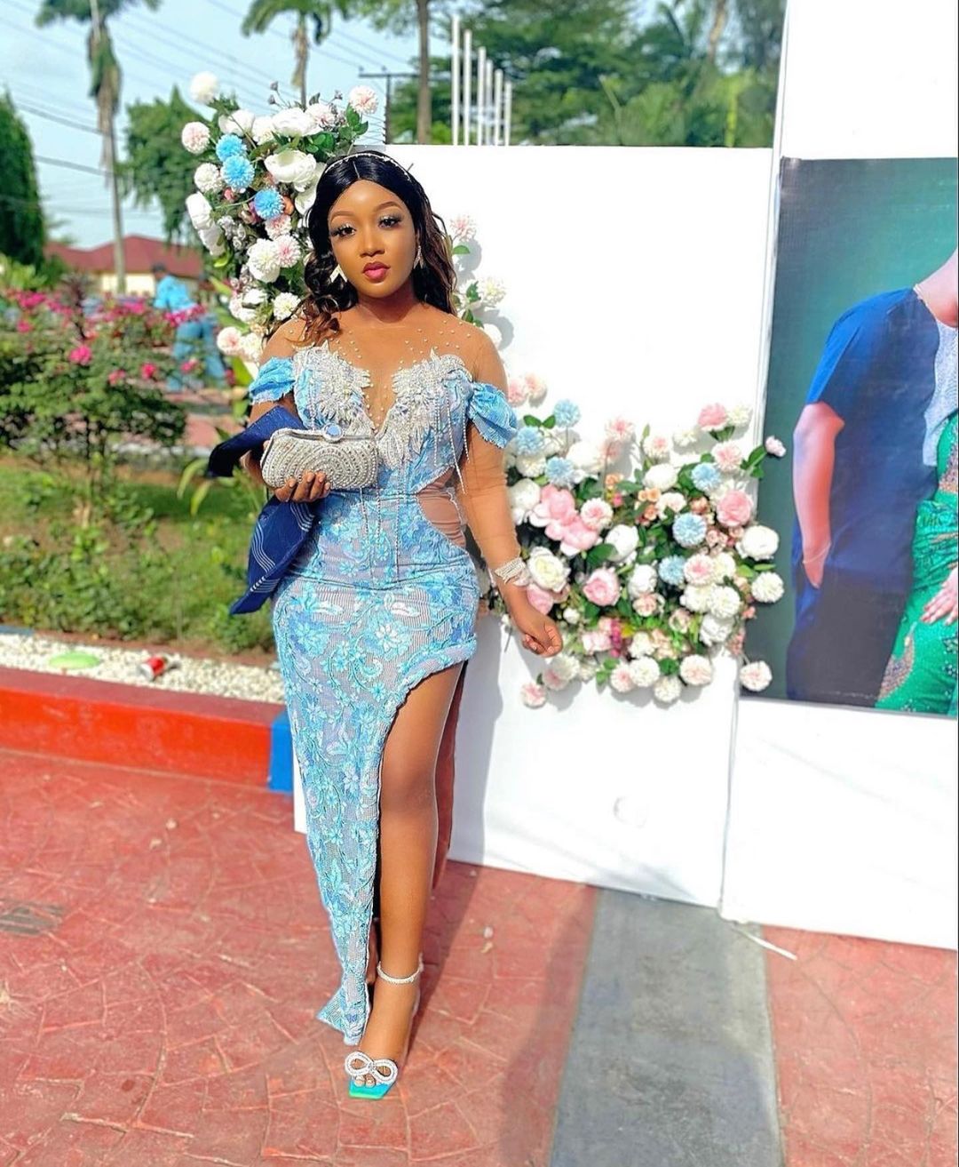 50 Head Turning Aso Ebi And Owambe Party Styles For Stylish Women