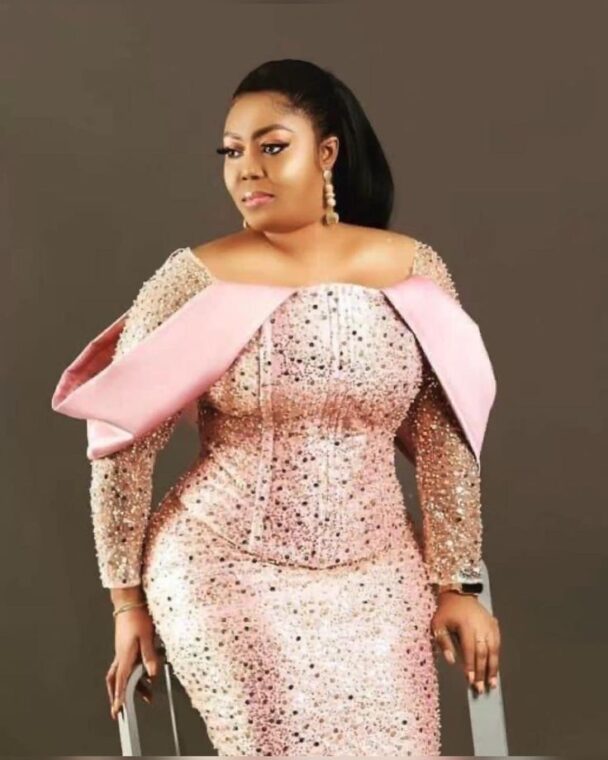 Pink Skirts And Blouse Lace For Asoebi