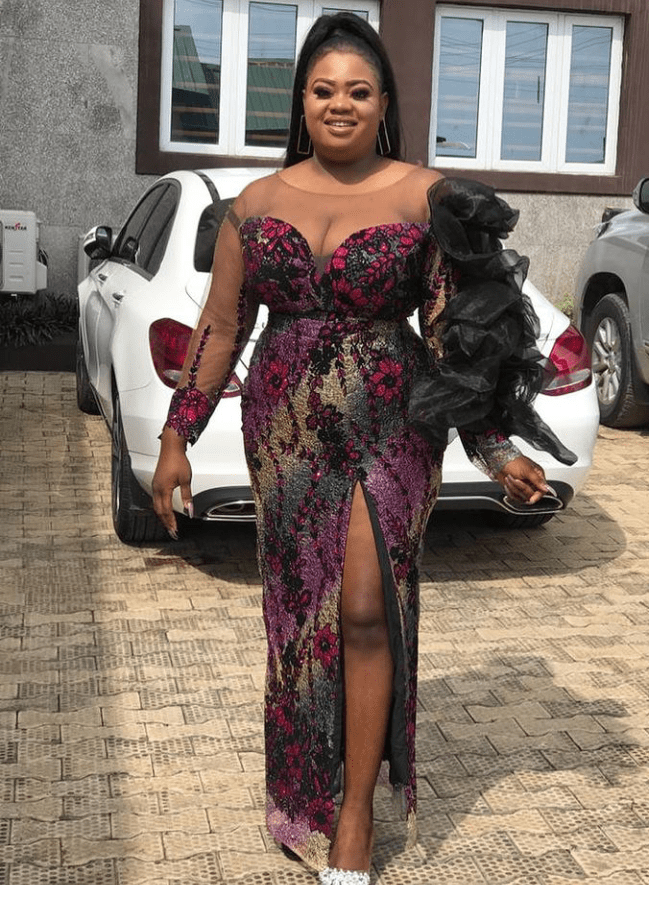 Checkout These Impressive Owambe and Aso-Ebi Styles