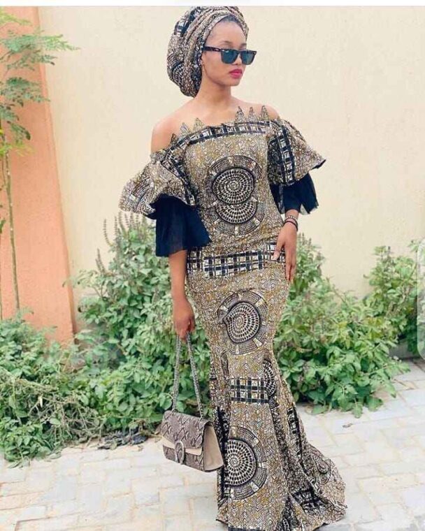 Beautiful Off Shoulder Ankara Styles You Can Wear To Your First Date (16)