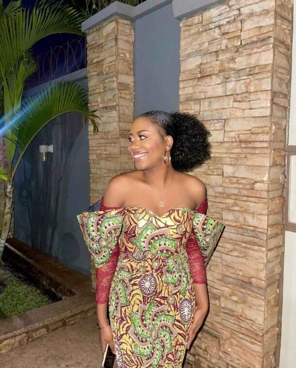 Beautiful Off Shoulder Ankara Styles You Can Wear To Your First Date (31)