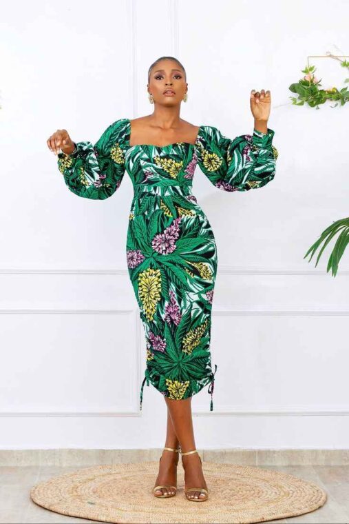 Beautiful Off Shoulder Ankara Styles You Can Wear To Your First Date (49)