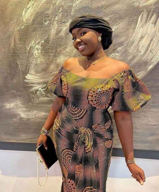 Beautiful Off Shoulder Ankara Styles You Can Wear To Your First Date (7)