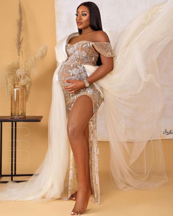 Fabulous White Lace Styles For Owambe Parties (15)