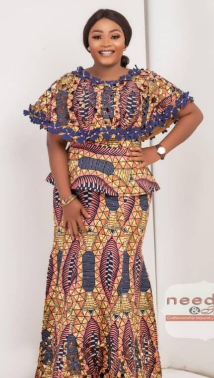 Mothers, Here Are Some Decent Styles You Should Sew For Church Services And Festivals (21)