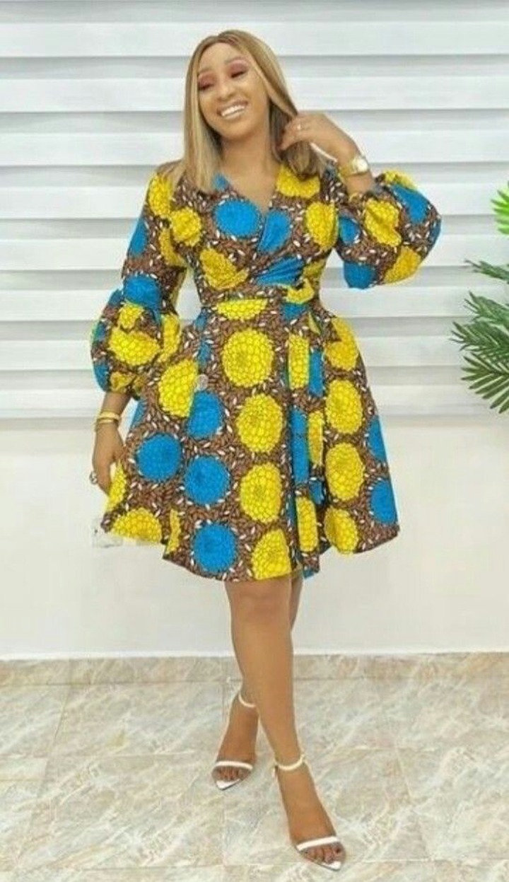 Ladies See Gorgeous and Stylish Ankara Short Gown Styles You Can Sew ...