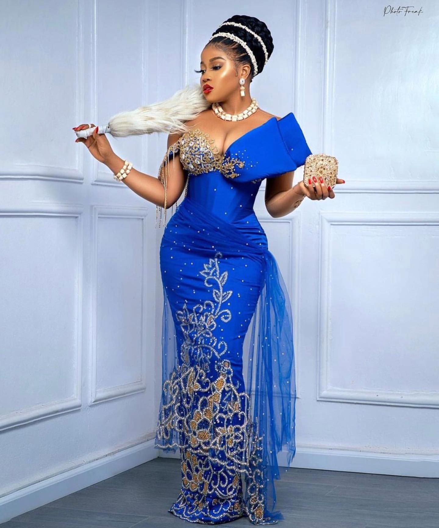 Gorgeous Royal Blue Lace Dresses For Church And Special Occasions 