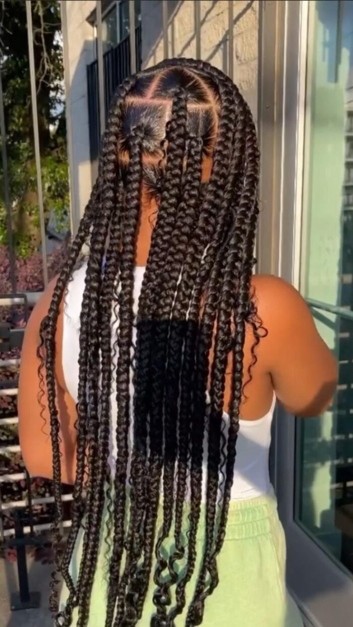 Get The Perfect Chic Look With Big Knotless Braids For Stunning Style ...