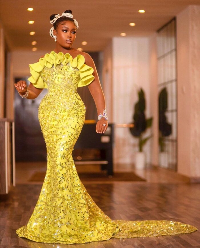 Stunning Lace Mermaid Gowns That Will Make You Feel Like a Mermaid