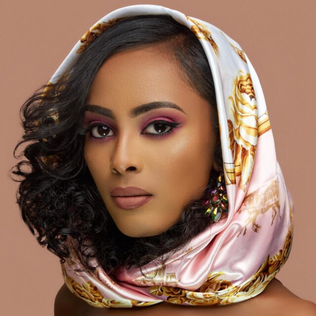 Beautiful And Stylish Makeup Look Perfect For Stylish Ladies