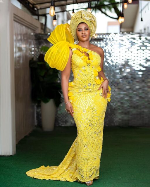 Yellow Lace Gown Styles