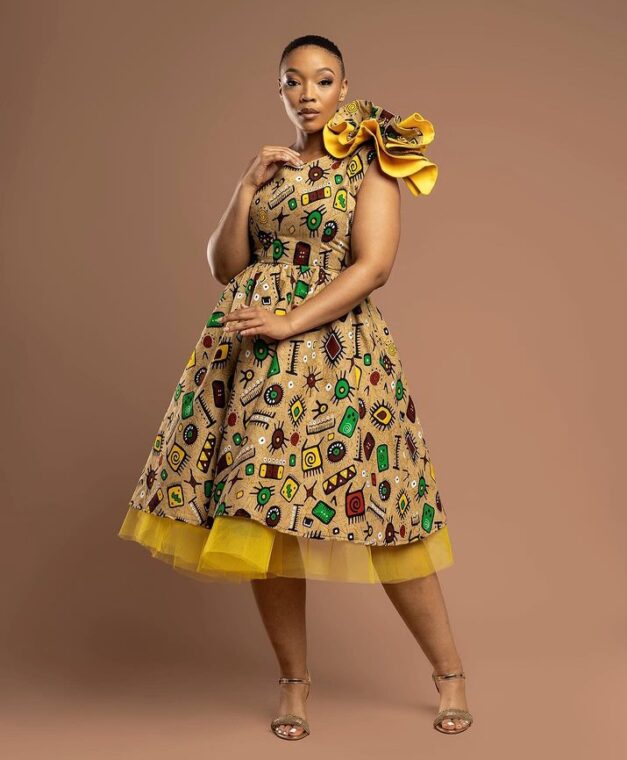 The Vibrant Fashion Styles Ankara Ladies Should Consider (12)