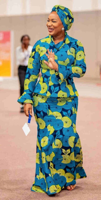 How To Choose The Perfect Gown Style For Your Body Shape (15)