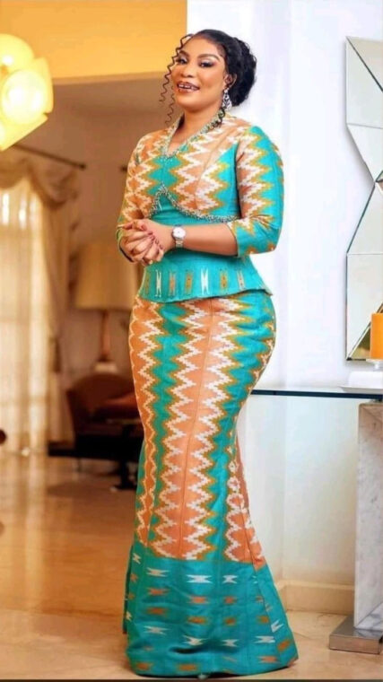 Mermaid Gowns You Can Recreate With Ankara Or Kente Fabric 1