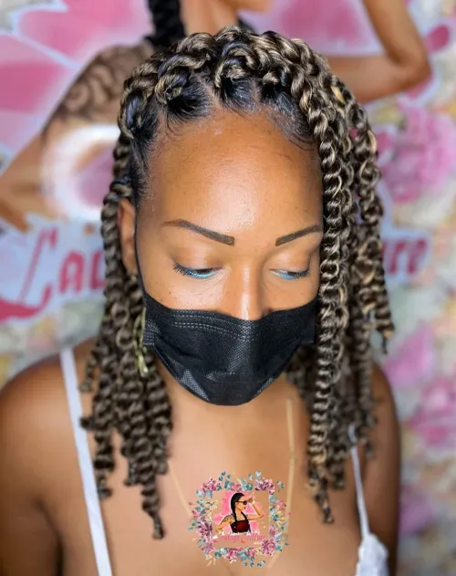 Black And Blonde Passion Twists