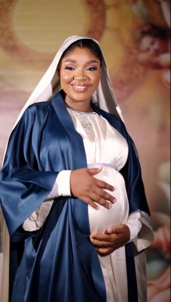 Ekene Umenwa And Husband Joyfully Welcome Their First Baby (2)